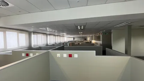 WhatsApp Image 2025-10-23 at 13.52.36.